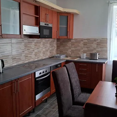 Appartamento Balatoni Kertes Kucko *